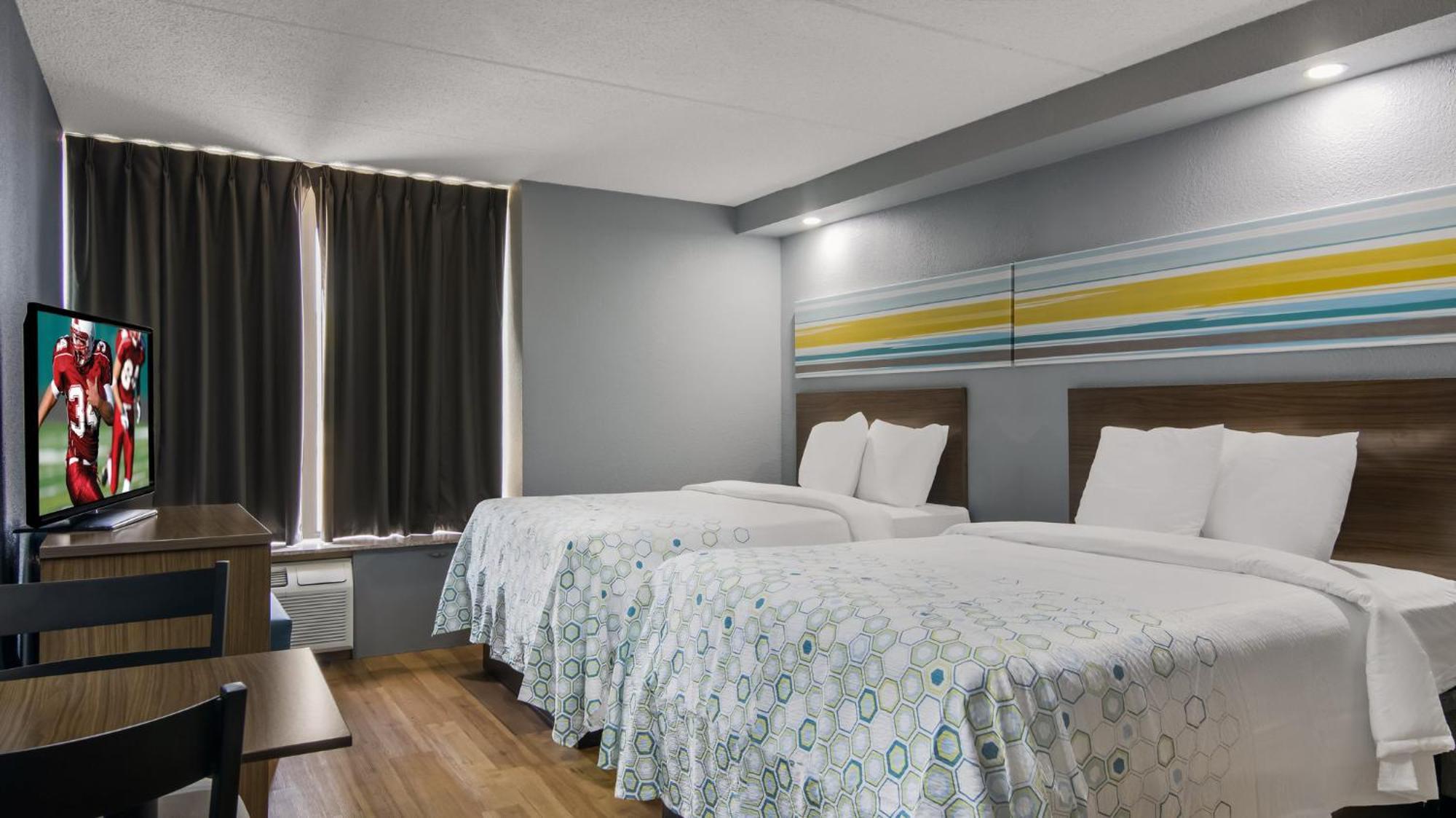 Hometowne Studios By Red Roof And Conference Center Chicago - N Aurora Naperville North Aurora 外观 照片